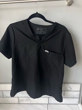 FIGS Black V-Neck Medical Scrub Top